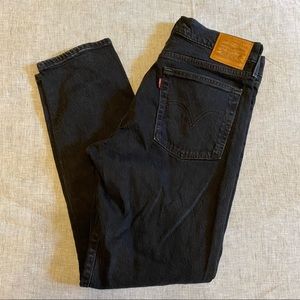 Levi’s wedgie fit women’s jeans